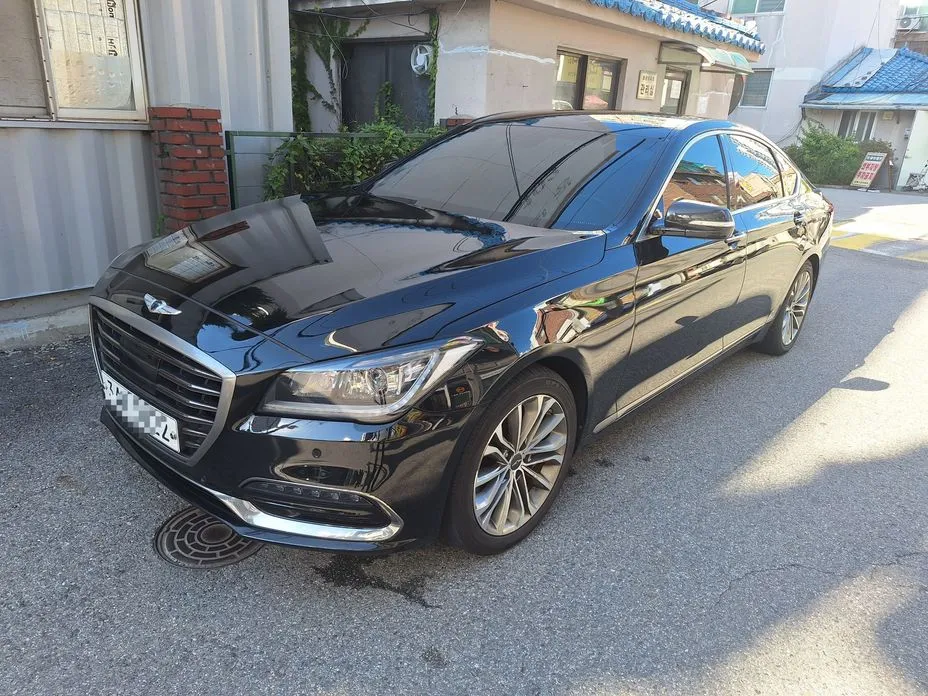 Hyundai Genesis