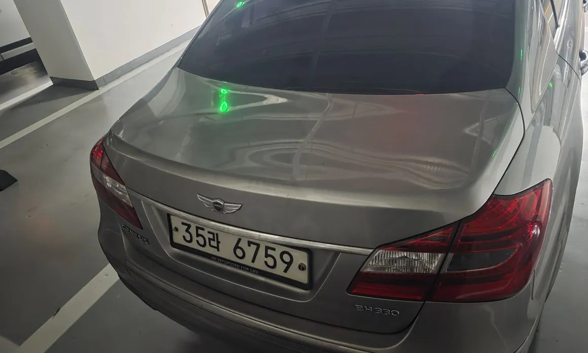 Hyundai Genesis