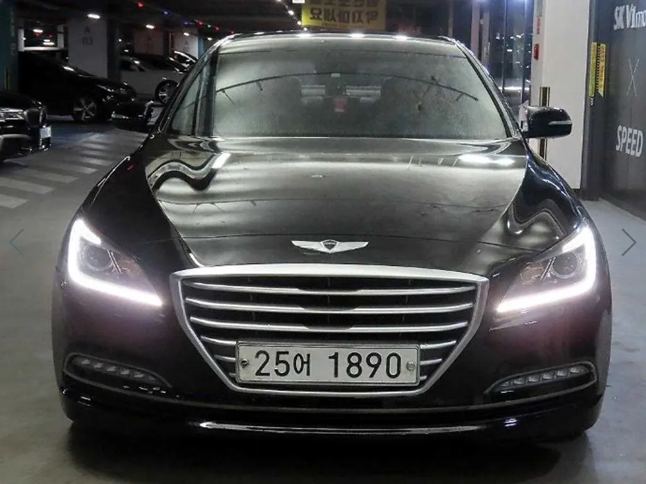 Hyundai Genesis