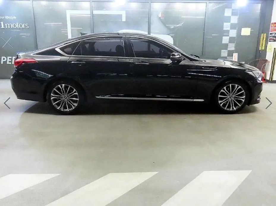 Hyundai Genesis