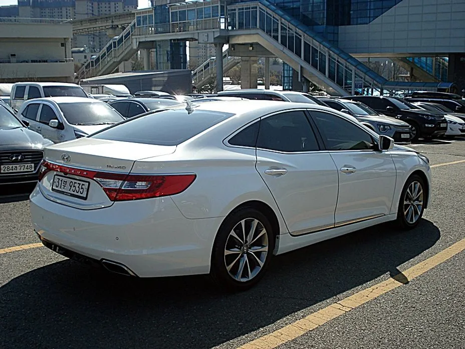 Hyundai Grandeur