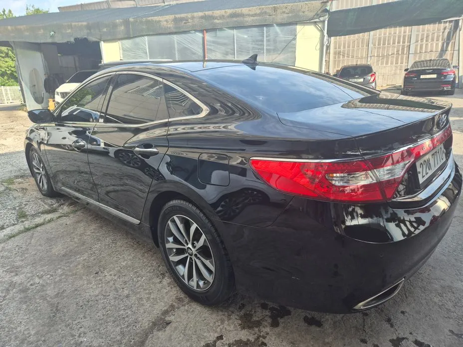 Hyundai Grandeur