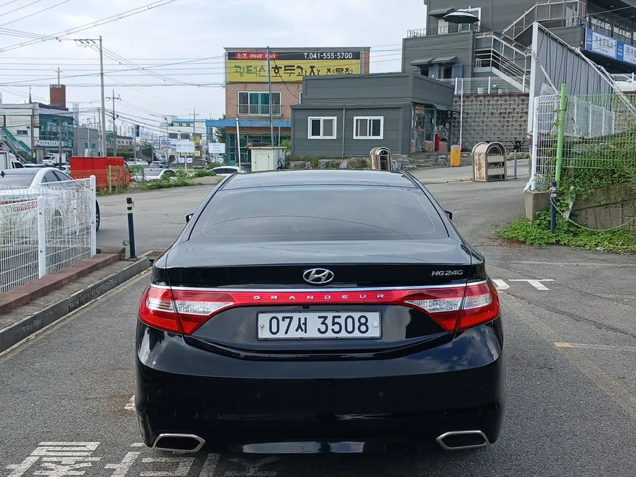 Hyundai Grandeur