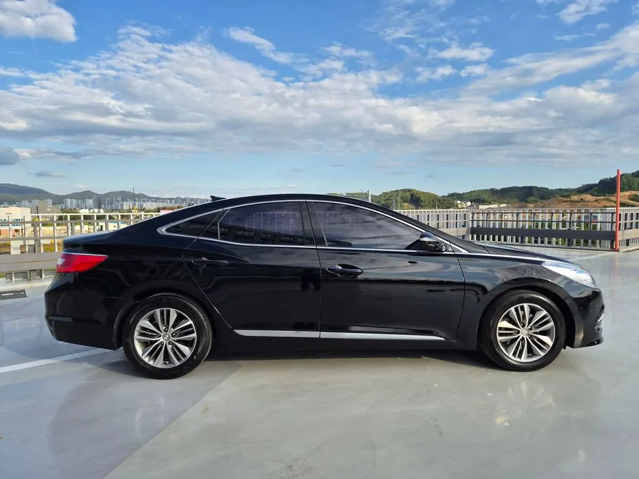 Hyundai Grandeur