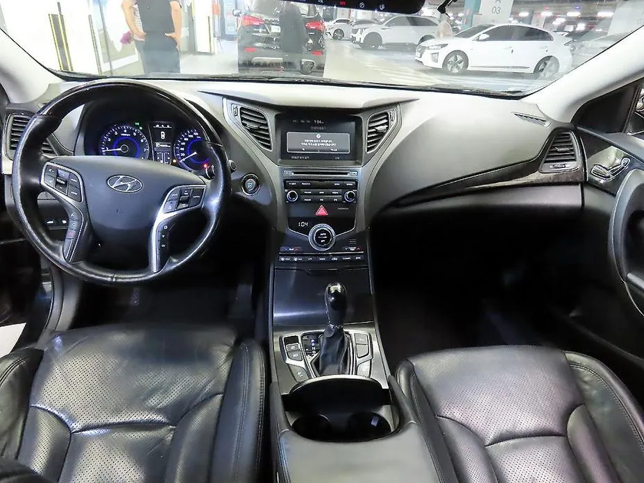 Hyundai Grandeur