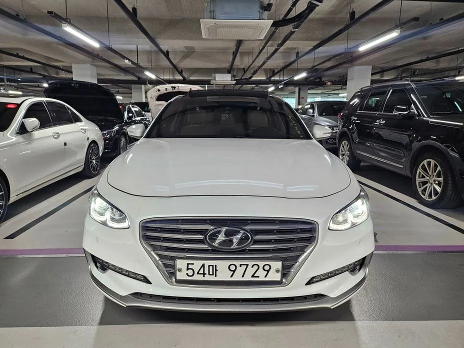 Hyundai Grandeur
