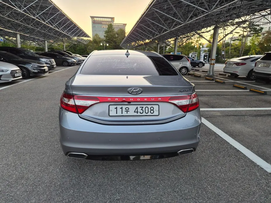 Hyundai Grandeur