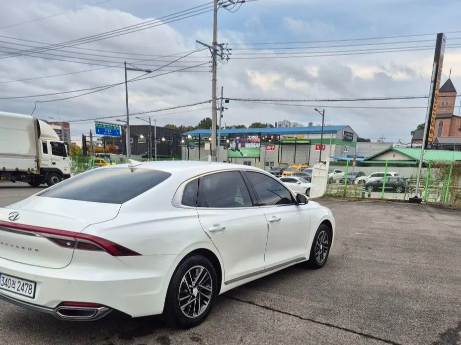 Hyundai Grandeur