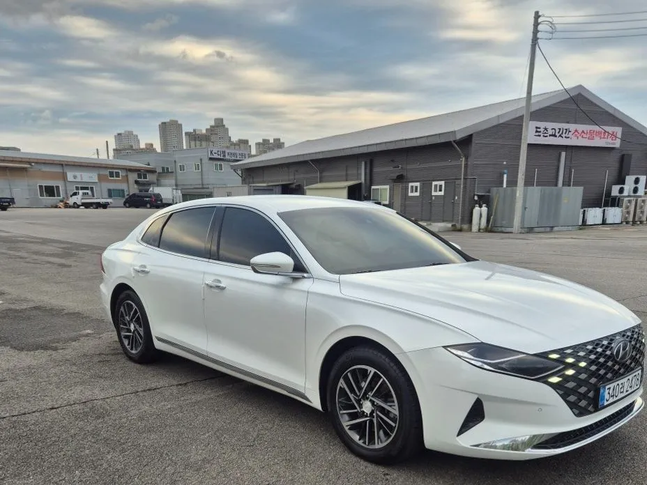 Hyundai Grandeur