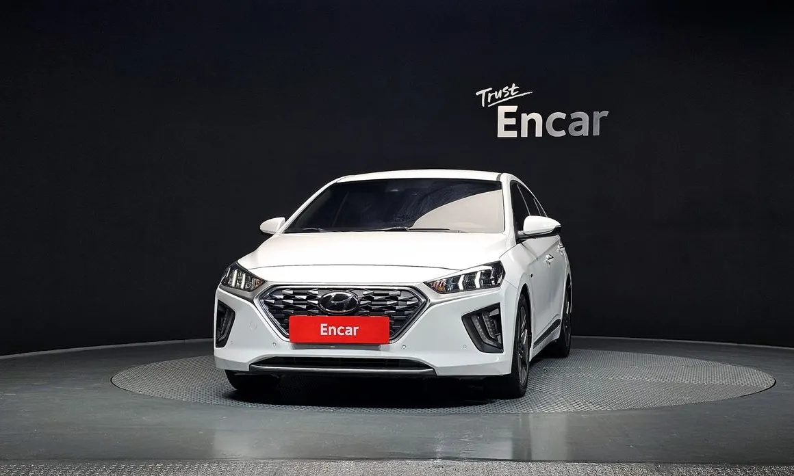 Hyundai Ioniq