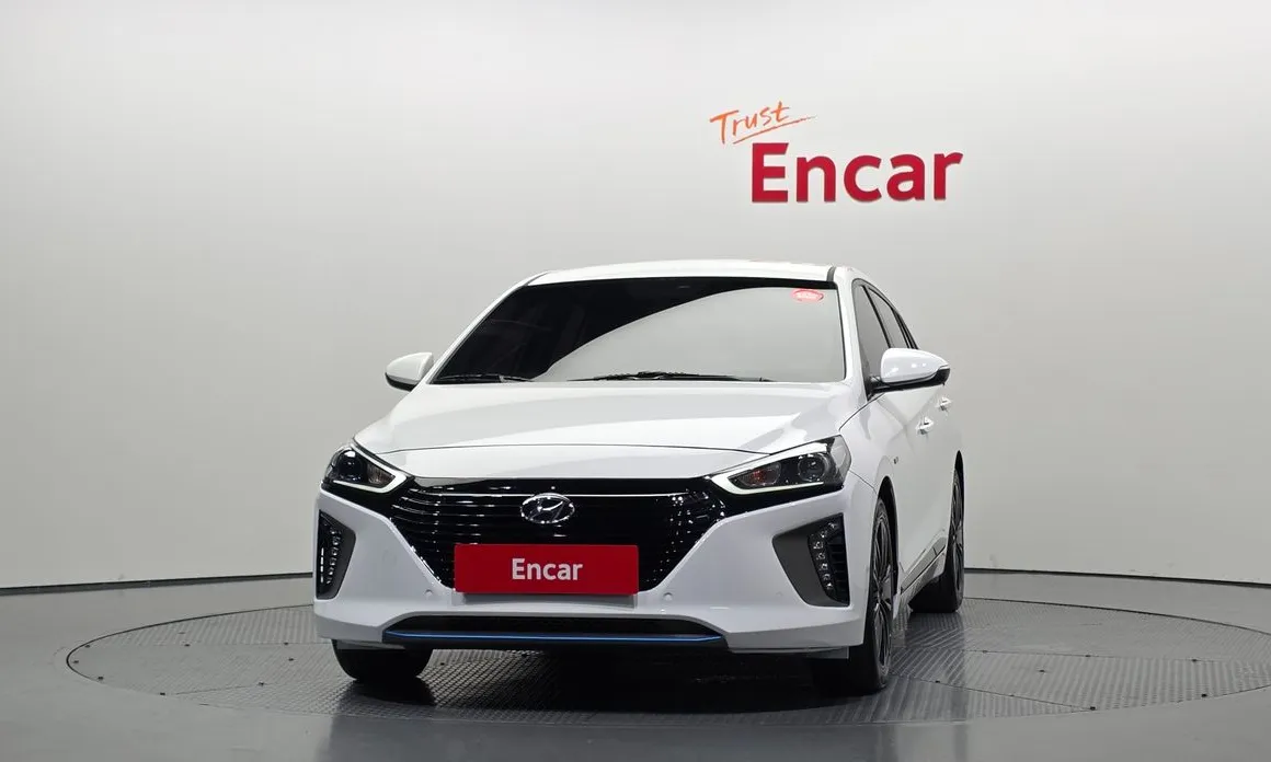Hyundai Ioniq