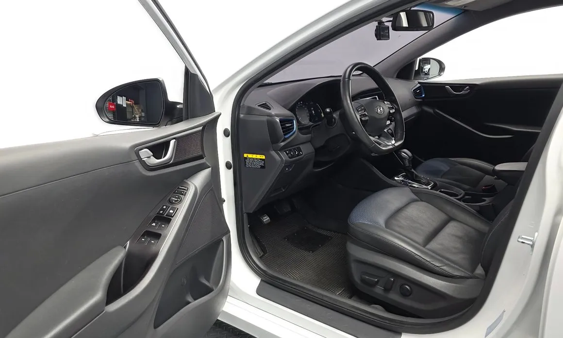 Hyundai Ioniq