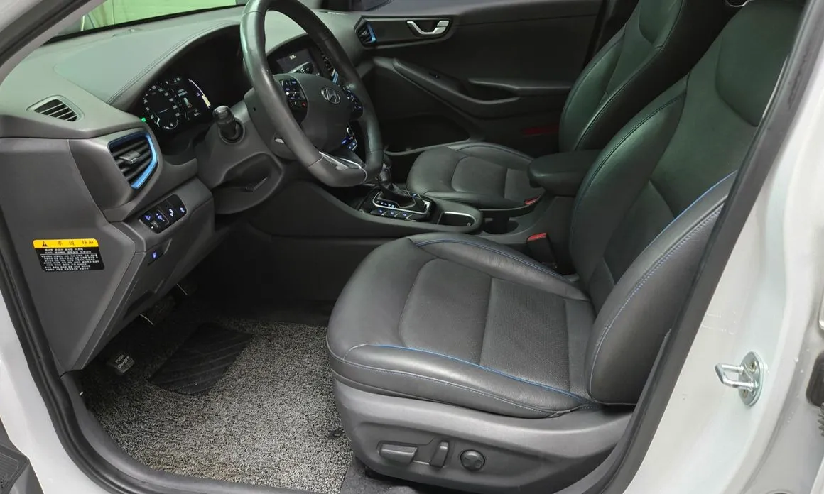 Hyundai Ioniq