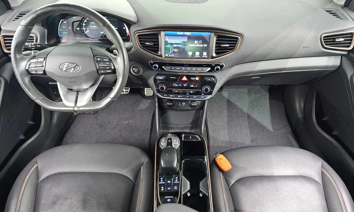 Hyundai Ioniq