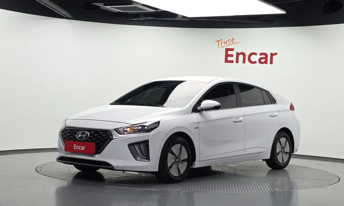 Hyundai Ioniq