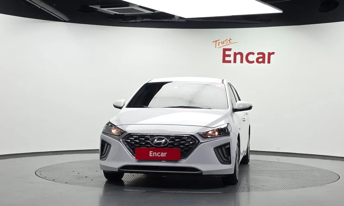 Hyundai Ioniq
