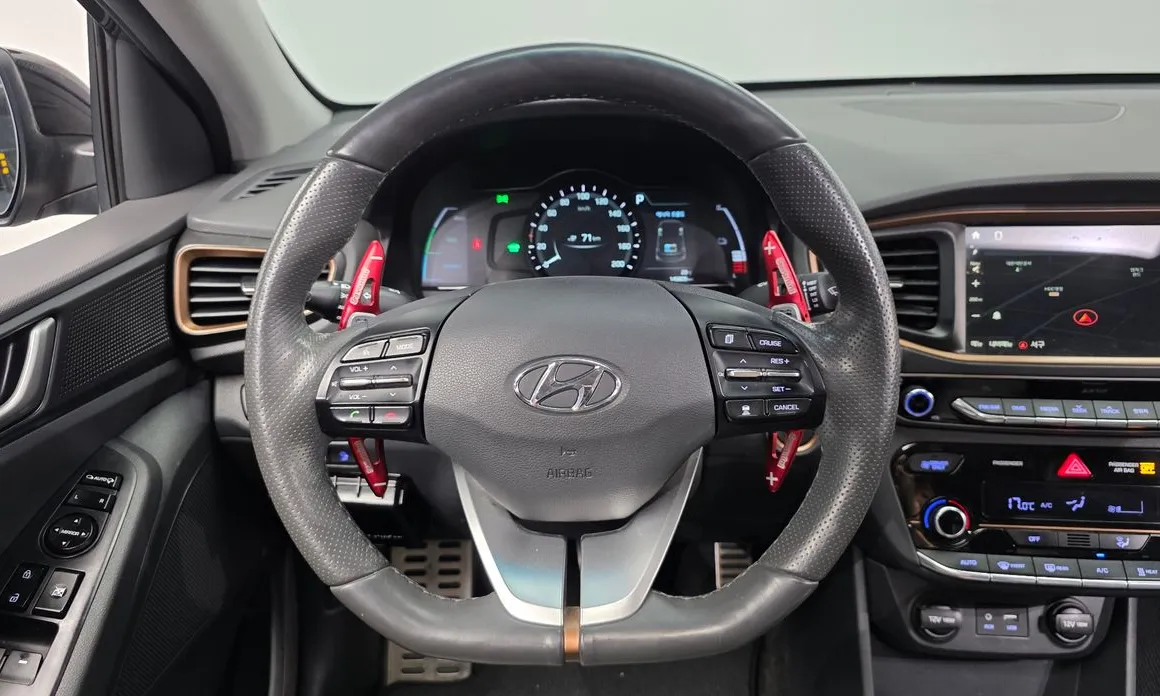 Hyundai Ioniq