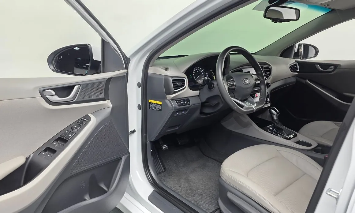 Hyundai Ioniq