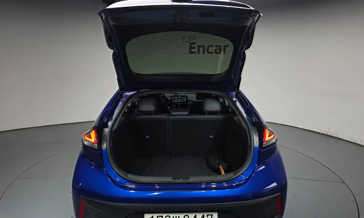 Hyundai Ioniq