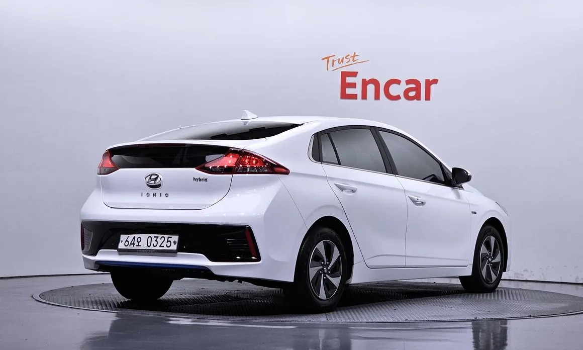 Hyundai Ioniq
