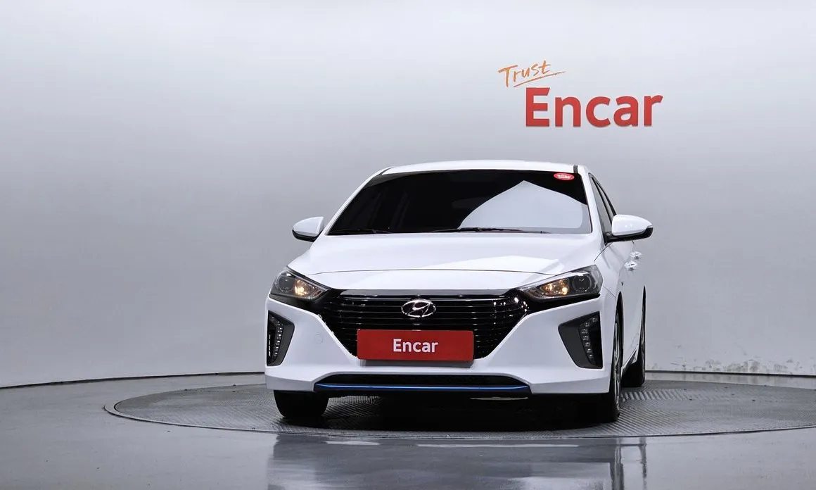 Hyundai Ioniq