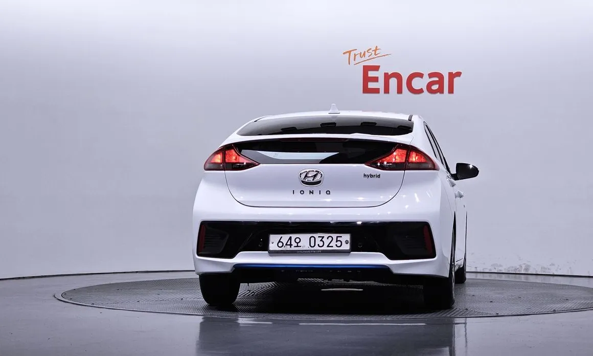 Hyundai Ioniq