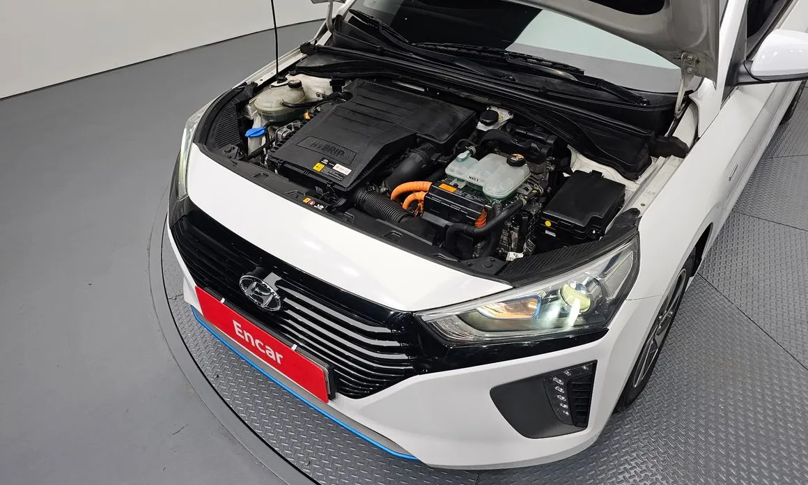 Hyundai Ioniq