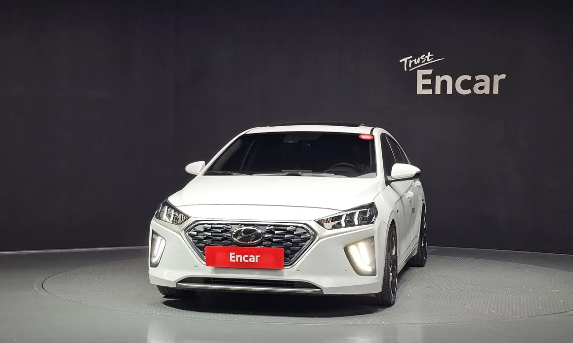 Hyundai Ioniq