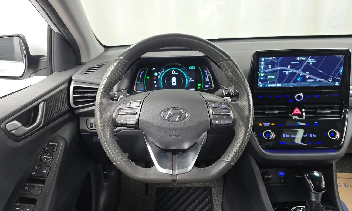Hyundai Ioniq