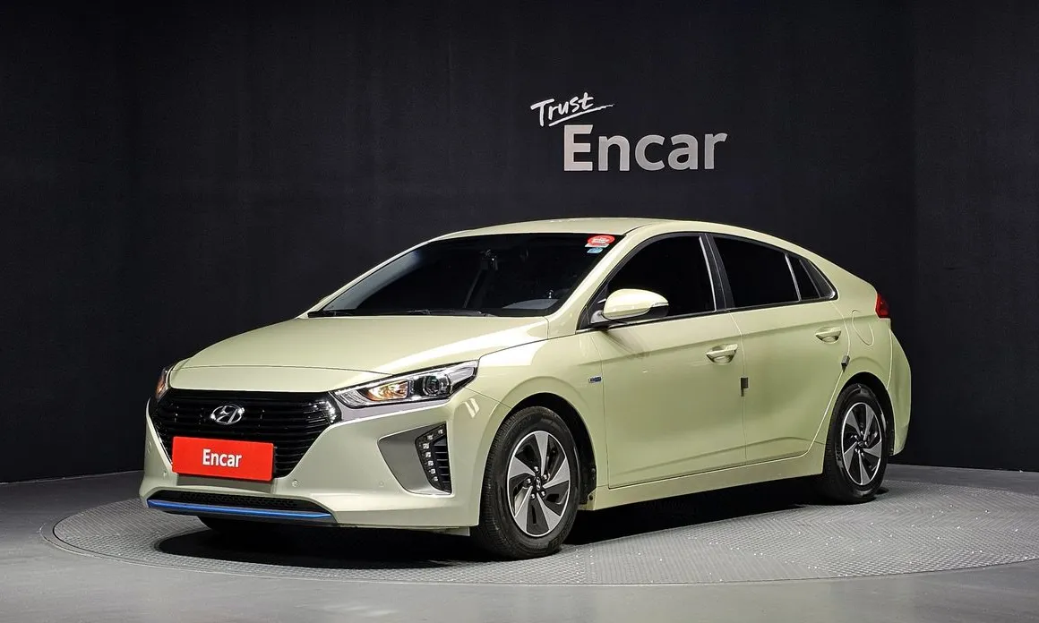 Hyundai Ioniq