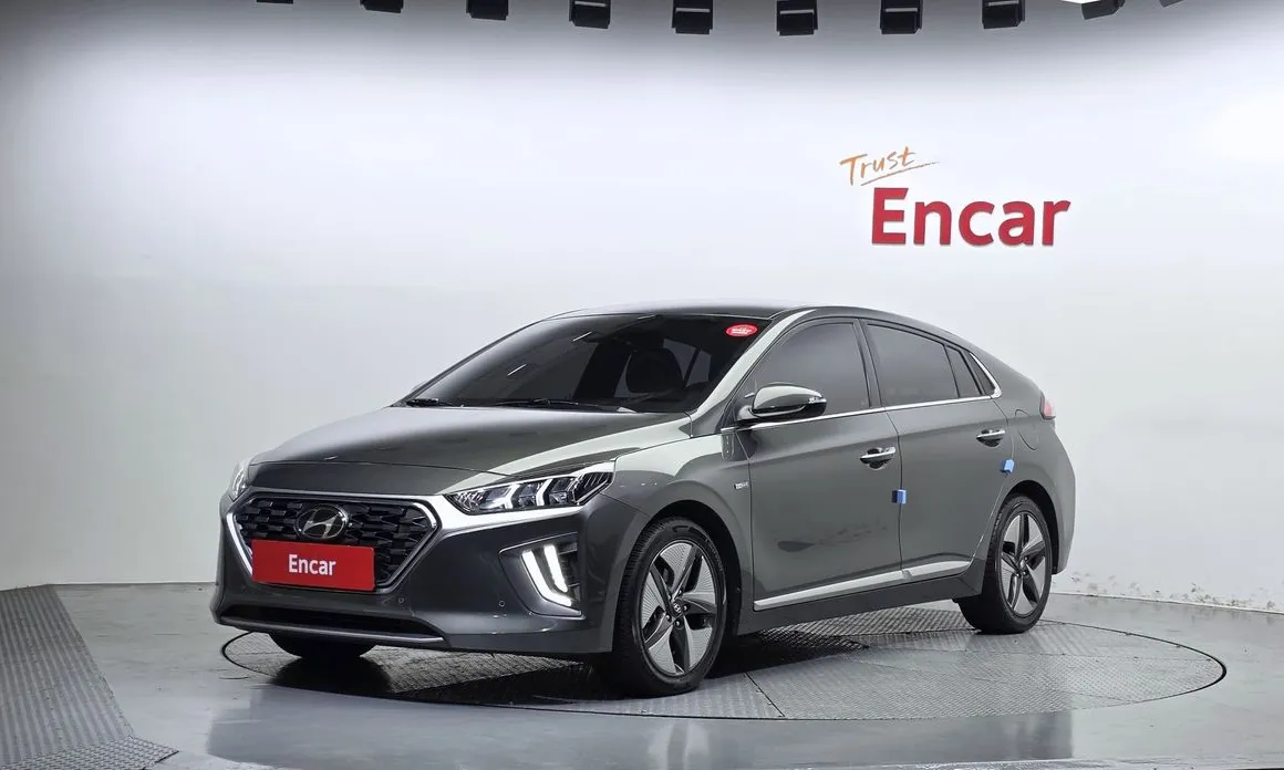 Hyundai Ioniq