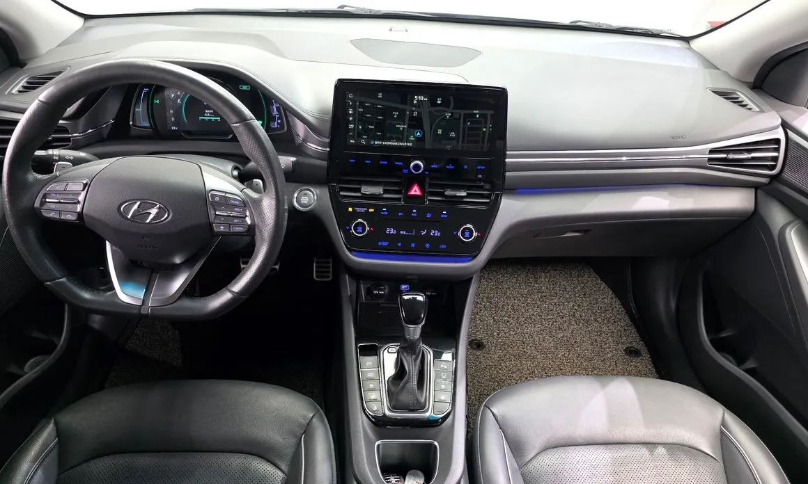 Hyundai Ioniq