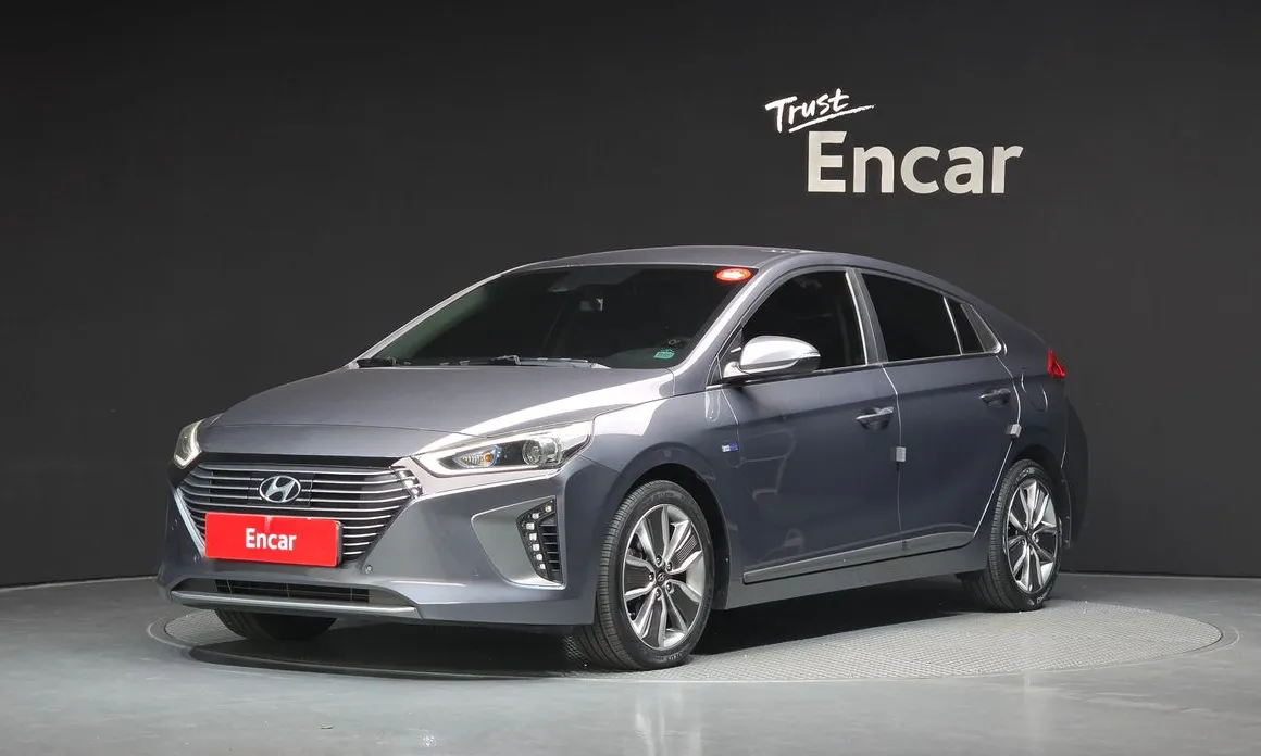 Hyundai Ioniq