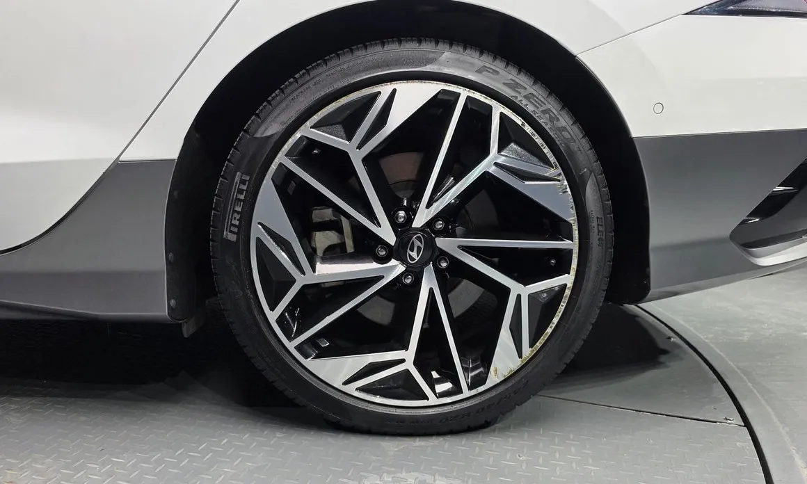 Hyundai Ioniq6