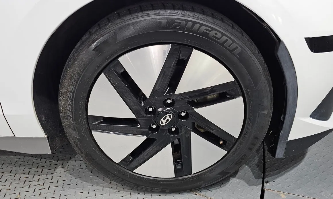 Hyundai Ioniq6
