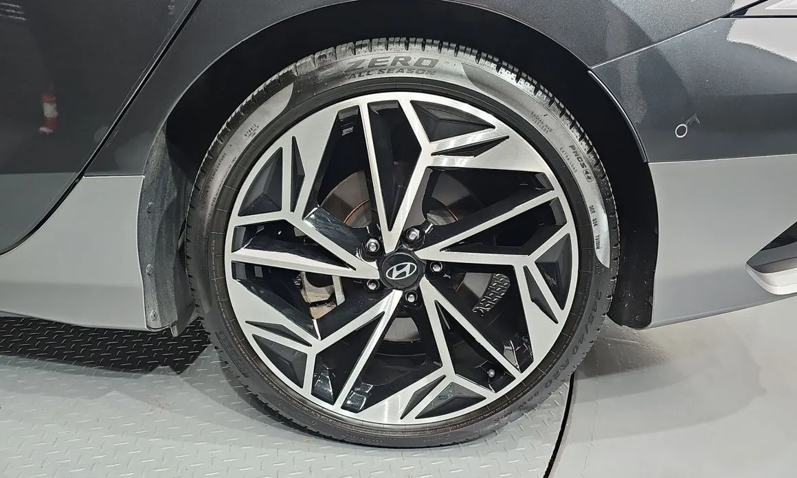 Hyundai Ioniq6