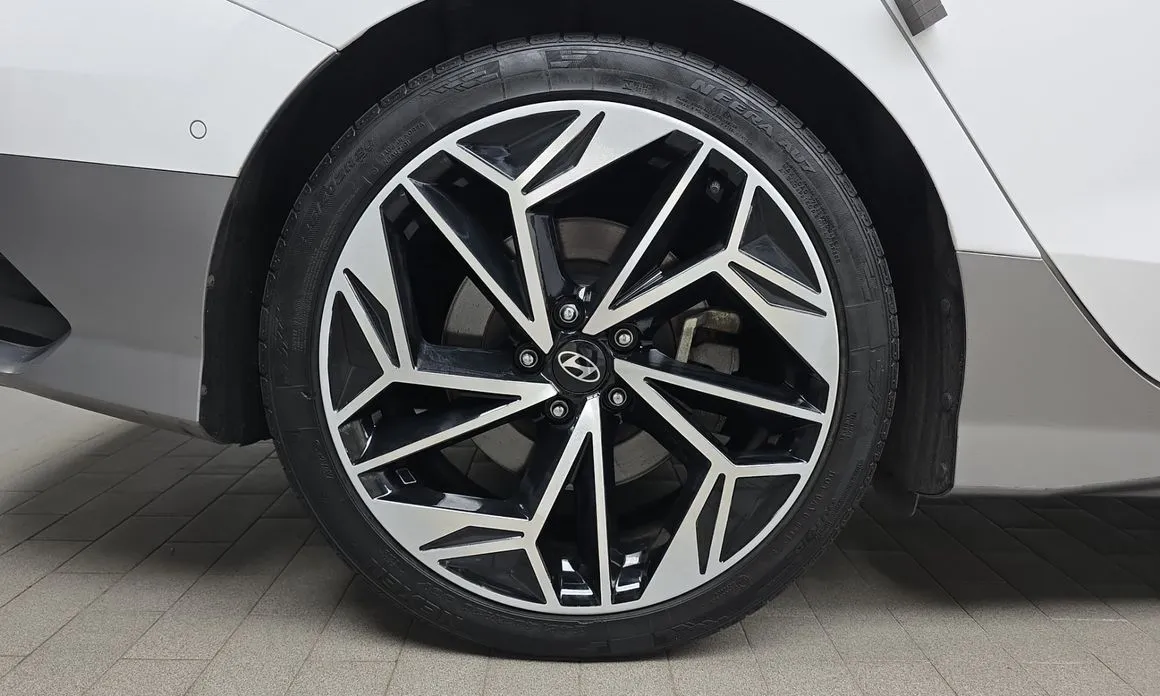 Hyundai Ioniq6