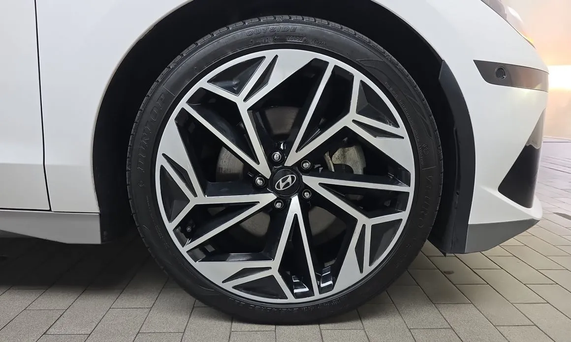 Hyundai Ioniq6