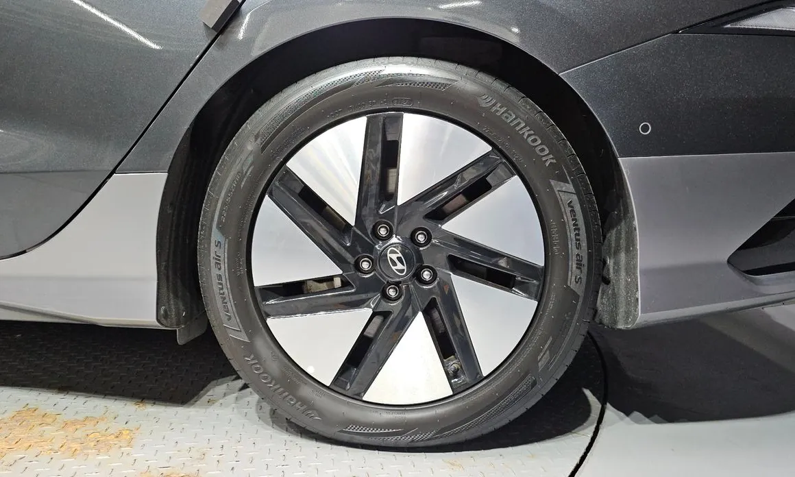 Hyundai Ioniq6