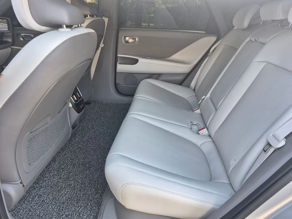 Hyundai Ioniq6