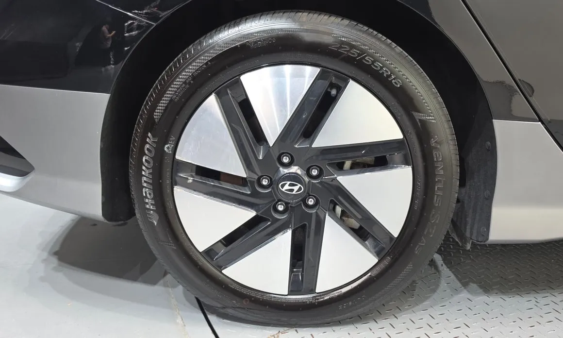 Hyundai Ioniq6