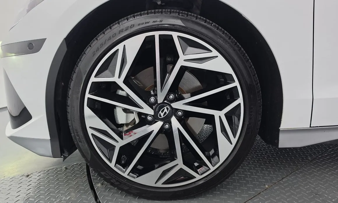 Hyundai Ioniq6