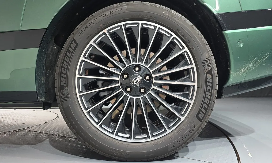 Hyundai Ioniq9
