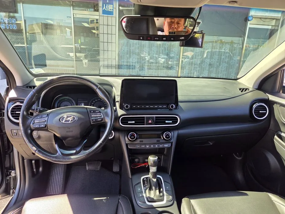 Hyundai Kona