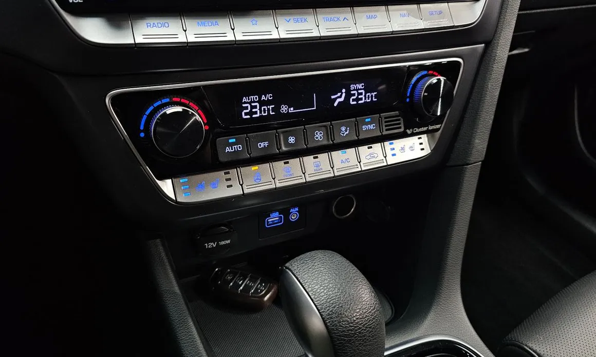 Hyundai Sonata
