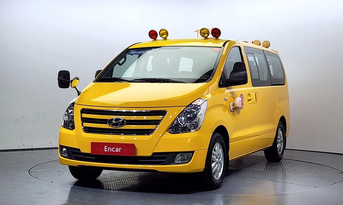 Hyundai Starex