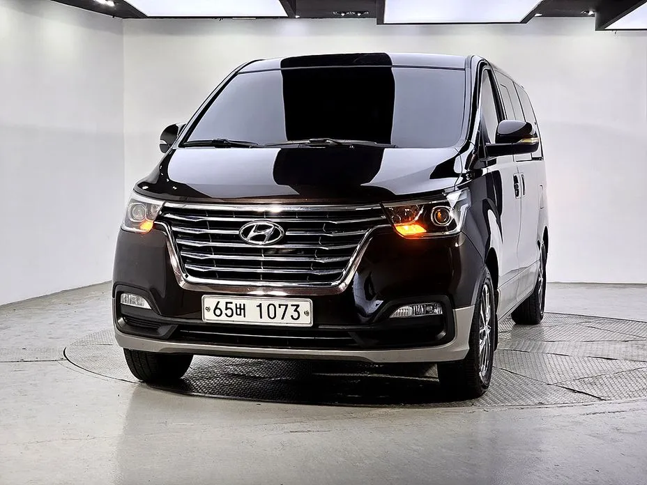 Hyundai Starex