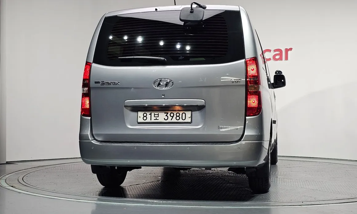 Hyundai Starex