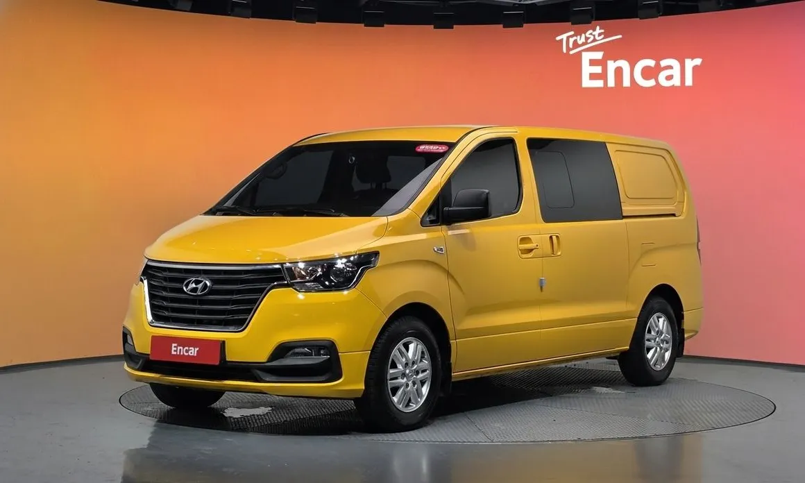 Hyundai Starex