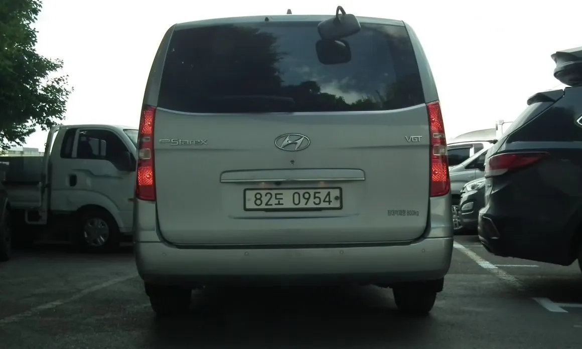 Hyundai Starex